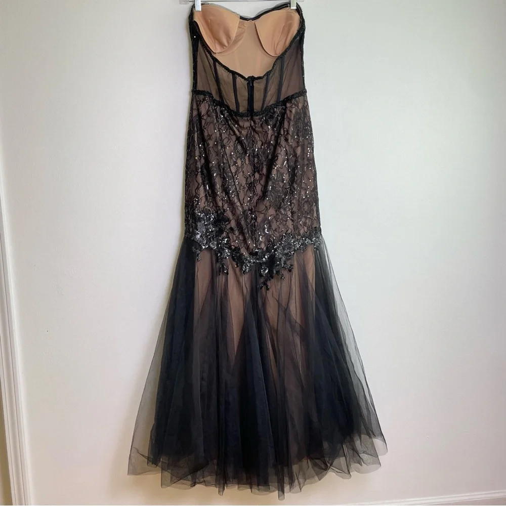 DAVID'S BRIDAL Galina Signature Strapless Corset Gown Tulle Dress #WBM3095 Prom - Picture 6 of 16